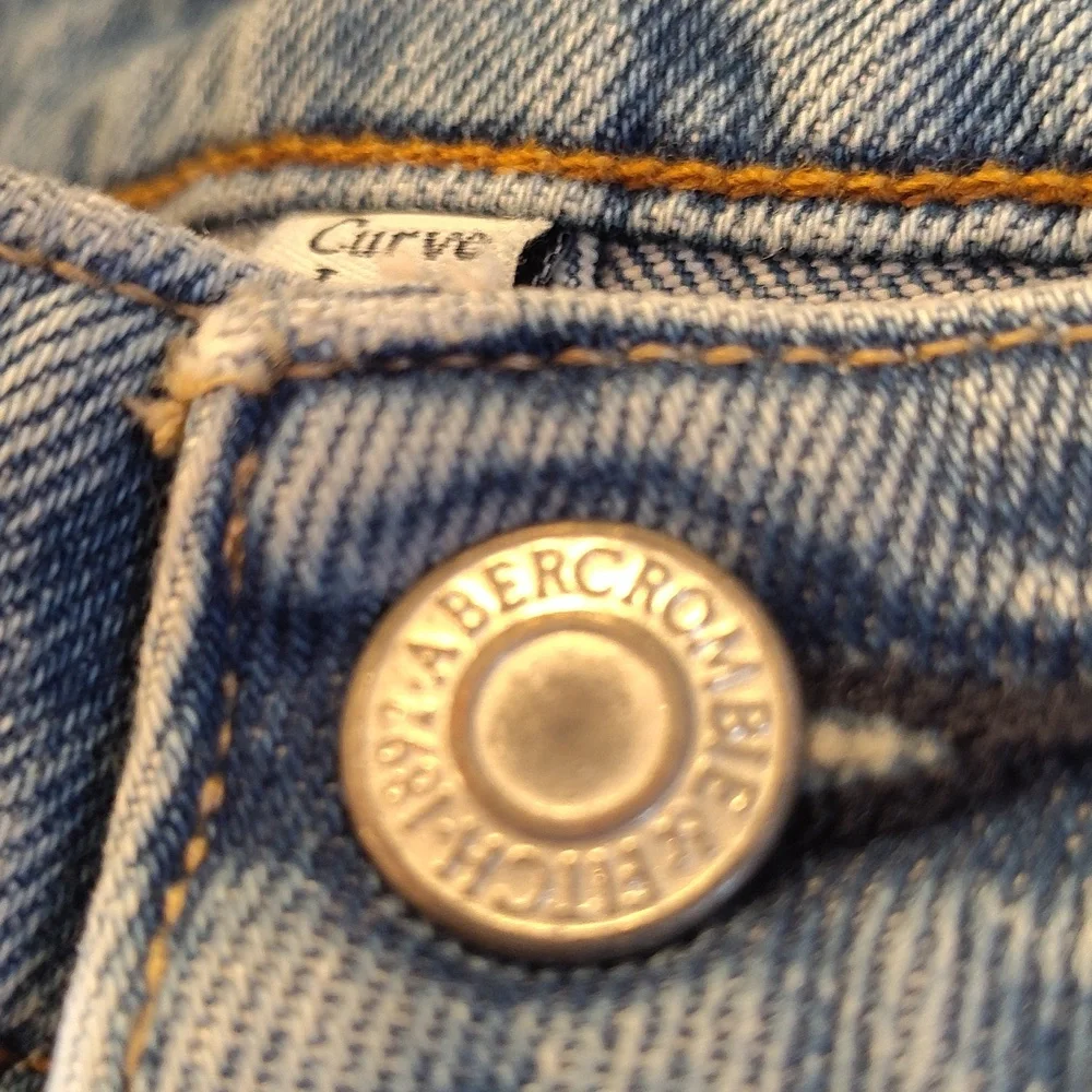 Curve Love Abercrombie High Rise Jeans - Picture 5 of 9